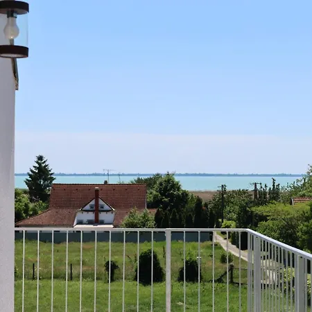 Apartmán Almavirag Vendeghaz *